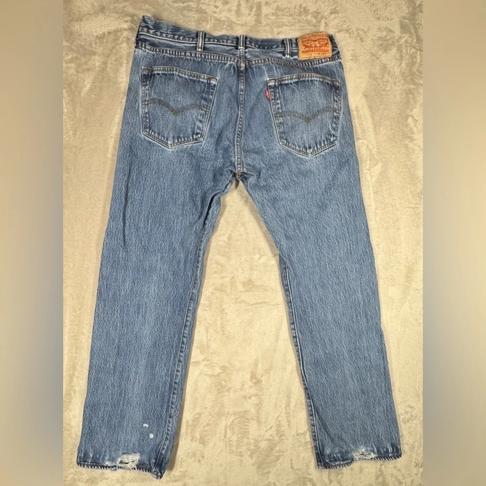 Levi’s Men’s 501 Original Fit 100% Cotton Button Fly Denim Blue Jeans Size 38